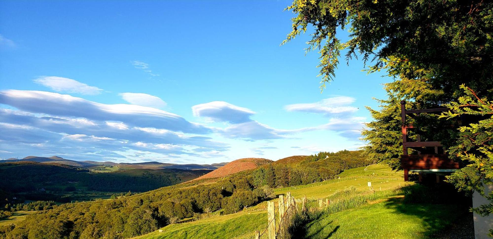 Rogart Highland Glen Lodges מראה חיצוני תמונה